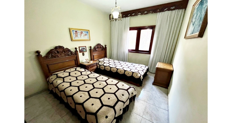 Casa assobradada à venda no Bairro da Vila Pereira Barreto na Rua Coronel Gordinho Filho