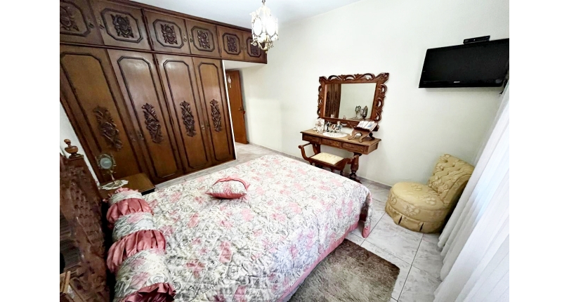 Casa assobradada à venda no Bairro da Vila Pereira Barreto na Rua Coronel Gordinho Filho