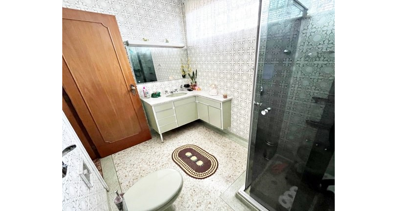 Casa assobradada à venda no Bairro da Vila Pereira Barreto na Rua Coronel Gordinho Filho