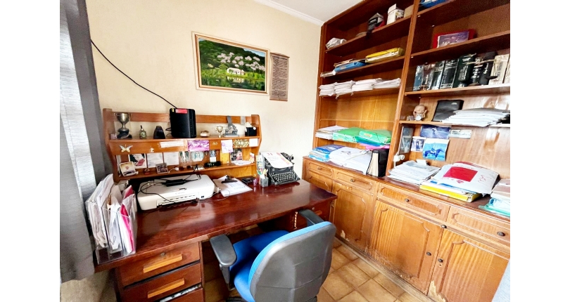 Casa assobradada à venda no Bairro da Vila Pereira Barreto na Rua Coronel Gordinho Filho