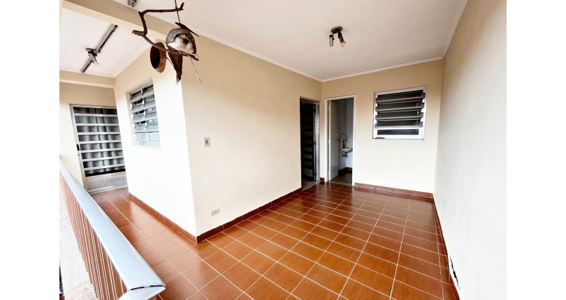 Casa assobradada à venda no Bairro da Vila Pereira Barreto na Rua Coronel Gordinho Filho