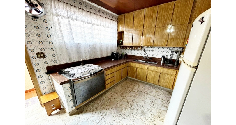 Casa assobradada à venda no Bairro da Vila Pereira Barreto na Rua Coronel Gordinho Filho