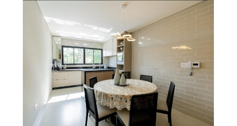 Sobrado à venda Rua Abraham Lincoln, Parque São Domingos - Imóveis à Venda