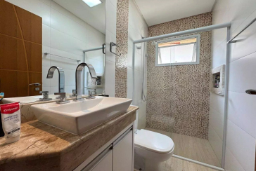 Sobrado à venda no Bairro do Parque São Domingos na Rua Luís Filgueira Souto