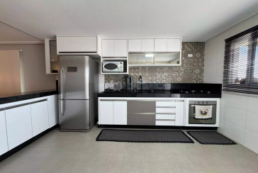 Sobrado à venda no Bairro do Parque São Domingos na Rua Luís Filgueira Souto