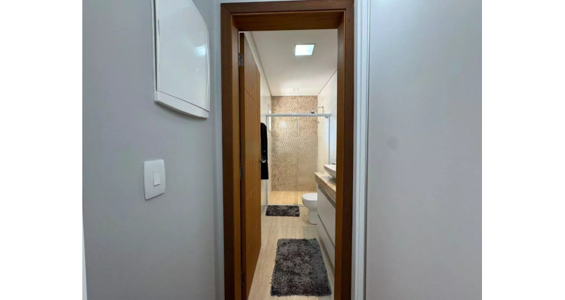 Sobrado à venda no Bairro do Parque São Domingos na Rua Luís Filgueira Souto