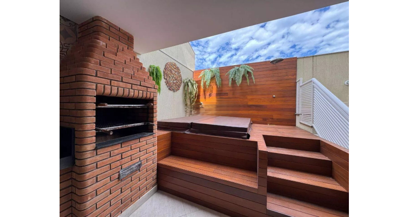 Sobrado à venda no Bairro do Parque São Domingos na Rua Luís Filgueira Souto