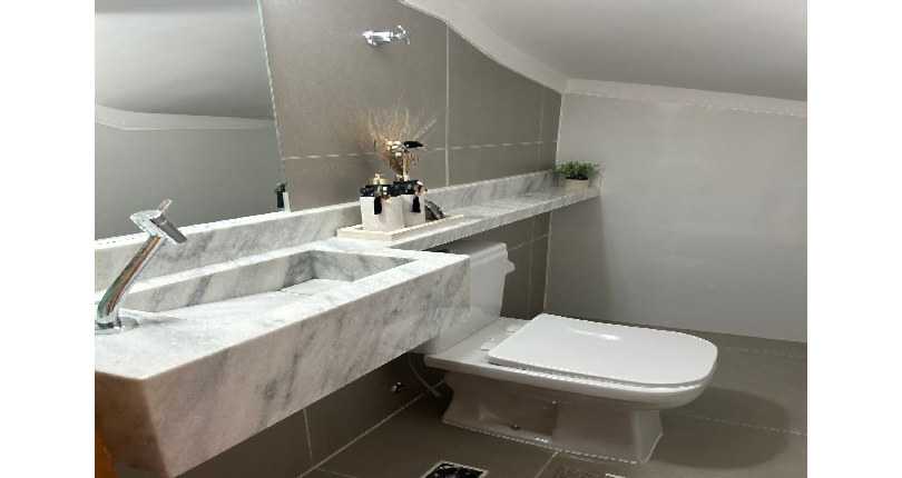  Sobrado à venda no Bairro do Parque São Domingos na Rua Emílio Colella