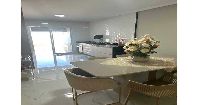  Sobrado à venda no Bairro do Parque São Domingos na Rua Emílio Colella