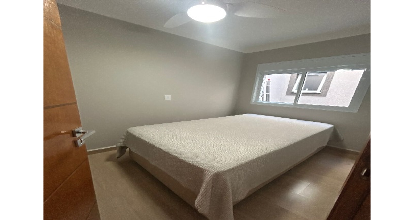  Sobrado à venda no Bairro do Parque São Domingos na Rua Emílio Colella