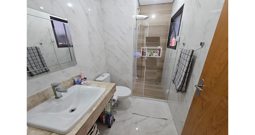 Belo Sobrado à venda no Bairro do City Recanto Anastácio na Rua União Federativa