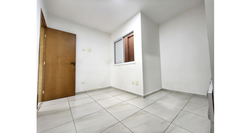 Lindo Sobrado à venda no Bairro da Vila Clarice na Avenida Myrim 100,