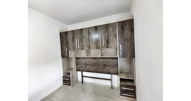 Lindo Sobrado à venda no Bairro da Vila Clarice na Avenida Myrim 100,