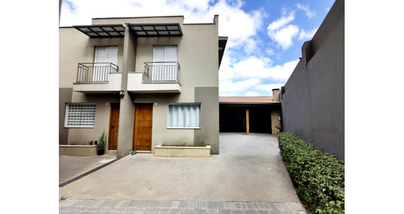 Lindo Sobrado à venda no Bairro da Vila Clarice na Avenida Myrim 100,