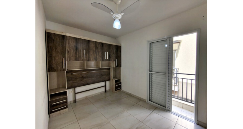 Lindo Sobrado à venda no Bairro da Vila Clarice na Avenida Myrim 100,