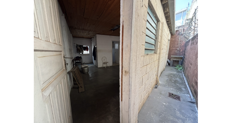 Oportunidade: Terreno à venda no Bairro da Vila Guedes na Rua Martinho do Amaral,