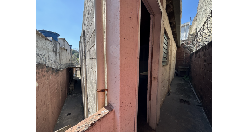 Oportunidade: Terreno à venda no Bairro da Vila Guedes na Rua Martinho do Amaral,