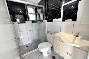 Lindo Apartamento à venda no Bairro do Parque Maria Domitila na Rua Willis Roberto Banks 401