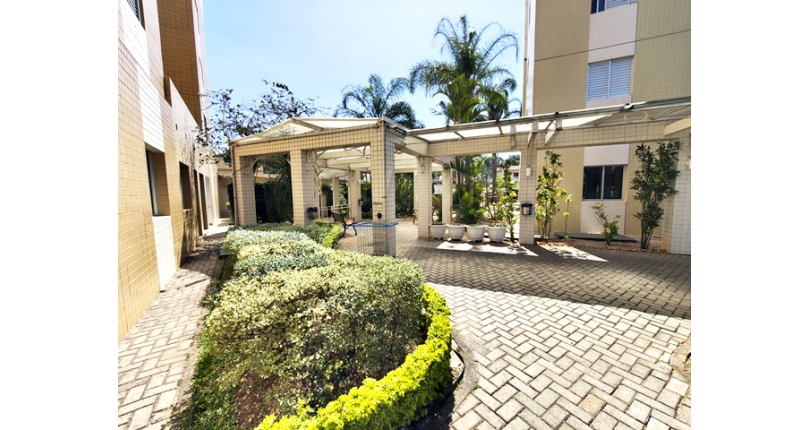 Lindo Apartamento à venda no Bairro do Parque Maria Domitila na Rua Willis Roberto Banks 401