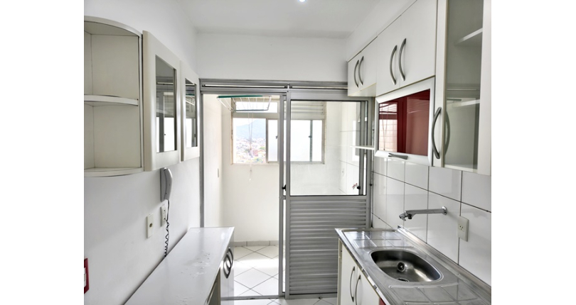 Lindo Apartamento à venda no Bairro do Parque Maria Domitila na Rua Willis Roberto Banks 401