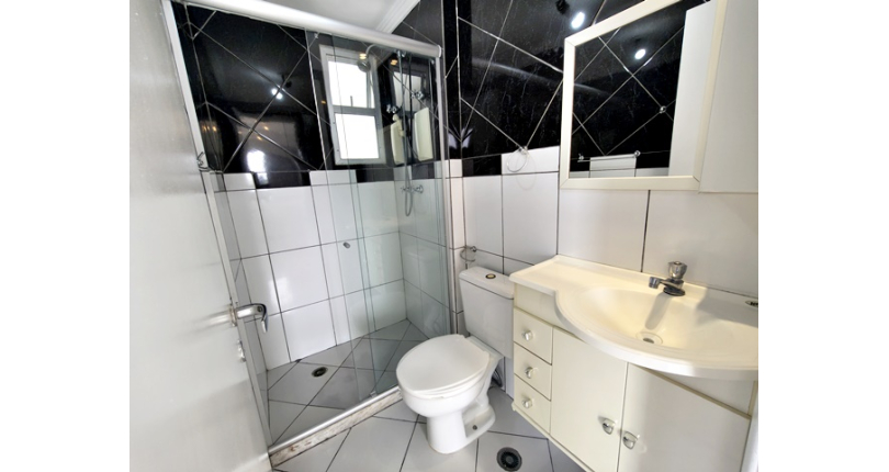 Lindo Apartamento à venda no Bairro do Parque Maria Domitila na Rua Willis Roberto Banks 401