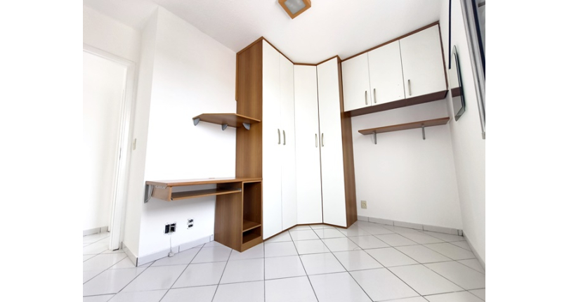 Lindo Apartamento à venda no Bairro do Parque Maria Domitila na Rua Willis Roberto Banks 401