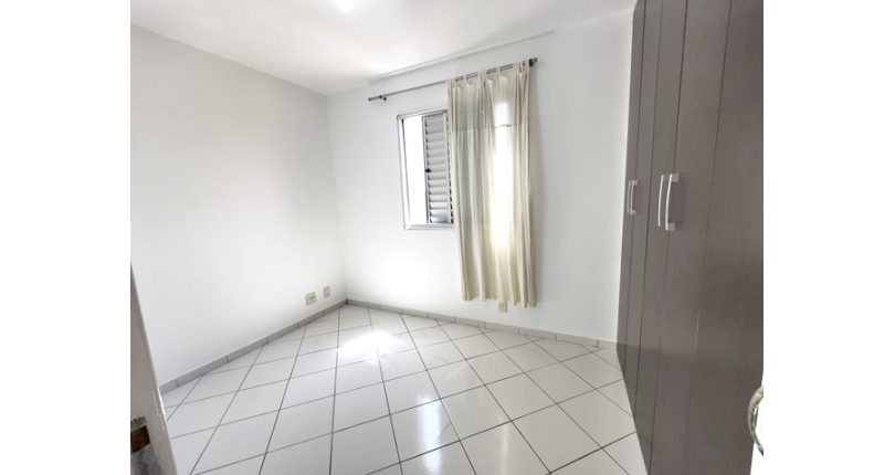 Lindo Apartamento à venda no Bairro do Parque Maria Domitila na Rua Willis Roberto Banks 401