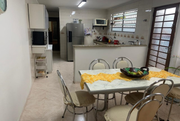 Casa térrea à venda no Jardim Santo Elias na Rua Sandoval Ferreira Cabral,