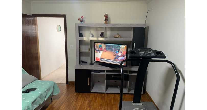 Casa térrea à venda no Jardim Santo Elias na Rua Sandoval Ferreira Cabral,