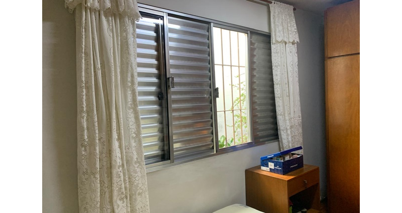 Casa térrea à venda no Jardim Santo Elias na Rua Sandoval Ferreira Cabral,