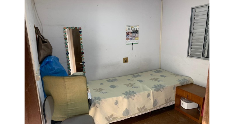 Casa térrea à venda no Jardim Santo Elias na Rua Sandoval Ferreira Cabral,