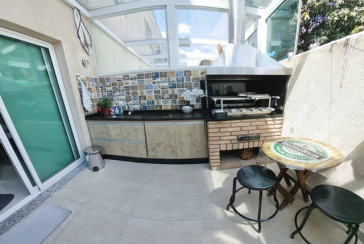 Lindo Sobrado à venda no Bairro da Vila Mangalot na Rua Jose Ataliba Ortiz 834, no Condomínio Boulevard Park,