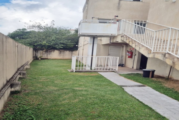 Lindo Sobrado à venda no Bairro da Vila Mangalot na Rua Jose Ataliba Ortiz 834, no Condomínio Boulevard Park,