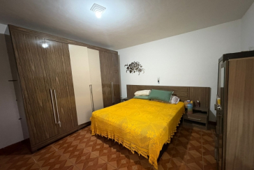 Casa à venda no Bairro do Parque Maria Domitila na Rua Mariana Camargo,