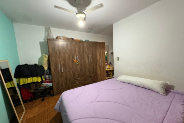 Casa à venda no Bairro do Parque Maria Domitila na Rua Mariana Camargo,