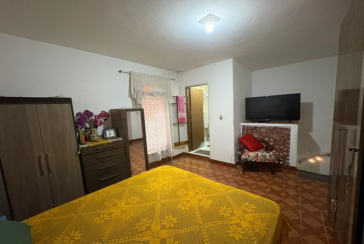 Casa à venda no Bairro do Parque Maria Domitila na Rua Mariana Camargo,