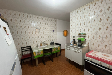 Casa à venda no Bairro do Parque Maria Domitila na Rua Mariana Camargo,