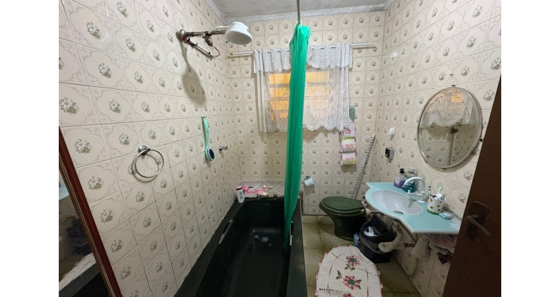 Casa à venda no Bairro do Parque Maria Domitila na Rua Mariana Camargo,