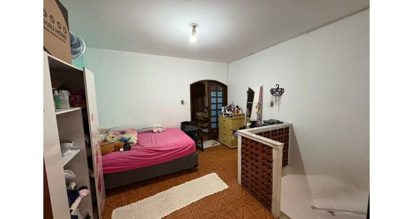 Casa à venda no Bairro do Parque Maria Domitila na Rua Mariana Camargo,