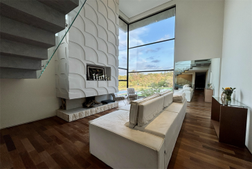 Sobrado semi novo à venda em Itatiba no Bairro da Residencial Fazenda Serrinha na Rua Fortunato Angelon