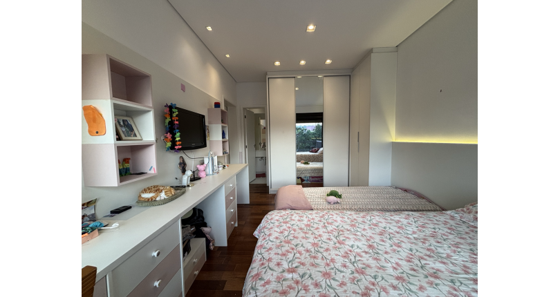 Sobrado semi novo à venda em Itatiba no Bairro da Residencial Fazenda Serrinha na Rua Fortunato Angelon