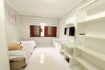 Sobrado à venda no Bairro do Parque São Domingos na Rua Homero Sales