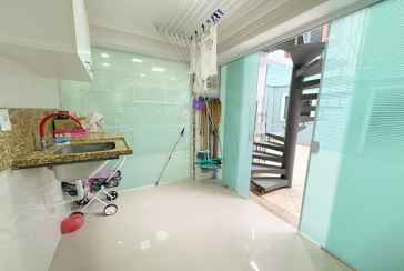 Sobrado à venda no Bairro do Parque São Domingos na Rua Homero Sales