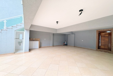 Sobrado à venda no Bairro do Parque São Domingos na Rua Homero Sales