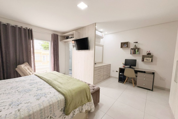  Lindo Sobrado à venda no Bairro do Parque São Domingos na Rua Dirceu de Almeida