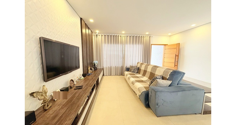  Lindo Sobrado à venda no Bairro do Parque São Domingos na Rua Dirceu de Almeida