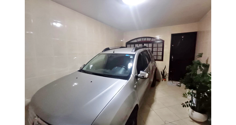 Ótimo Sobrado à venda no Bairro do Conjunto Residencial Vista Verde na Rua Ricardo Abed