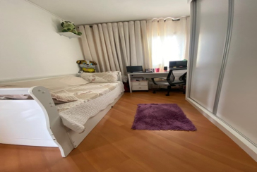 Belíssimo Apartamento à venda no Bairro do Conjunto Residencial Vista Verde na Rua Jose Carlos de Resende 92,