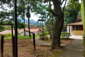 Belíssimo Apartamento à venda no Bairro do Conjunto Residencial Vista Verde na Rua Jose Carlos de Resende 92,
