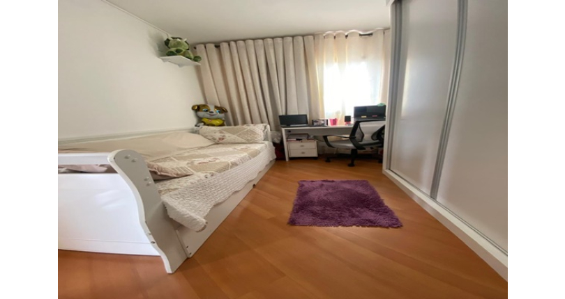 Belíssimo Apartamento à venda no Bairro do Conjunto Residencial Vista Verde na Rua Jose Carlos de Resende 92,